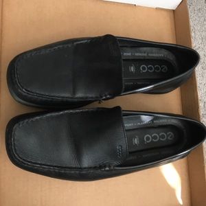 Men’s ECCO walking support  dress shoe
